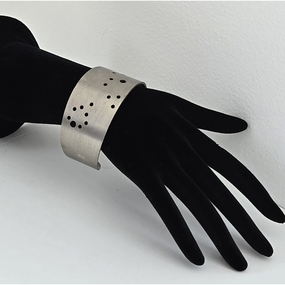 Scout Zodiac Cuff Bracelet Pisces Constellation Cutout Steel Modern Minimal Boho - Picture 15 of 15